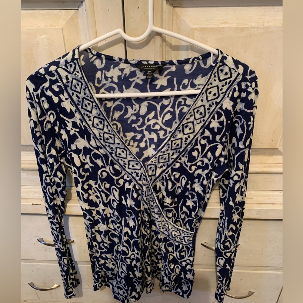 Women’s lucky brand shirt